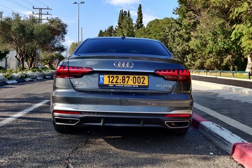 אודי A4